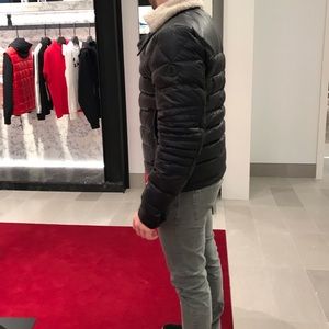 Meet your Posher, Rena